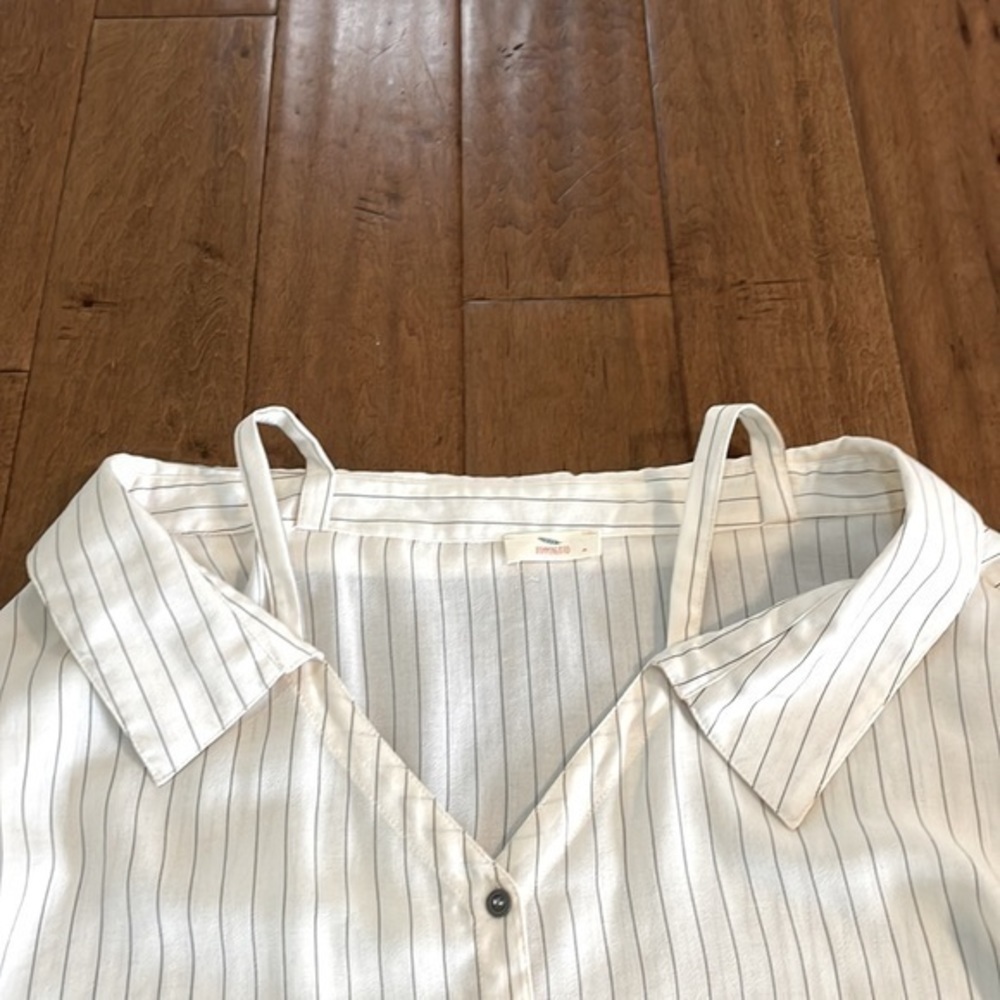 Hummingbird Cold Shoulder Button Down V-Neck Tunic - image 3